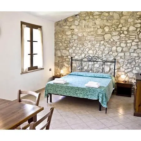 Апартаменты Borgo Di Помая
